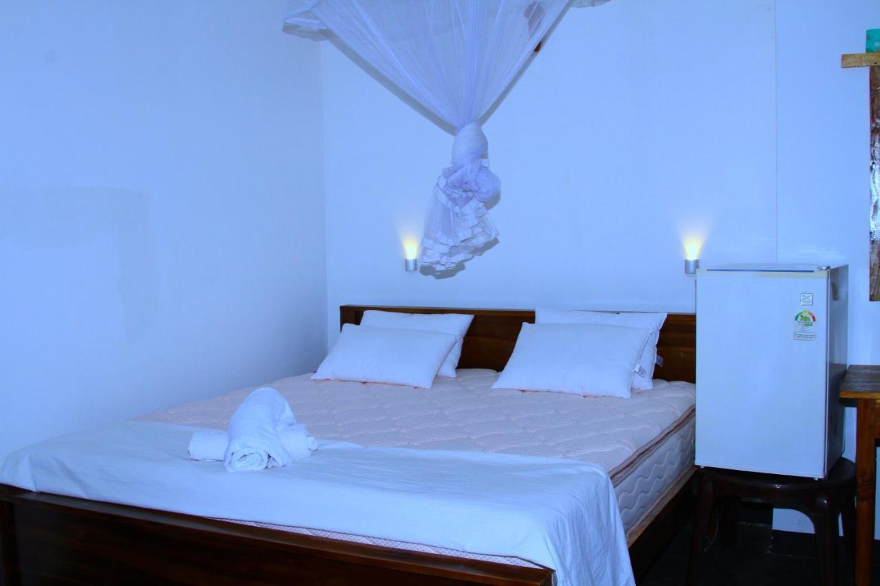 Share Safari Family Bungalow Udawalawe Exterior foto